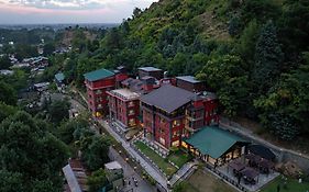 Golden Tulip Srinagar